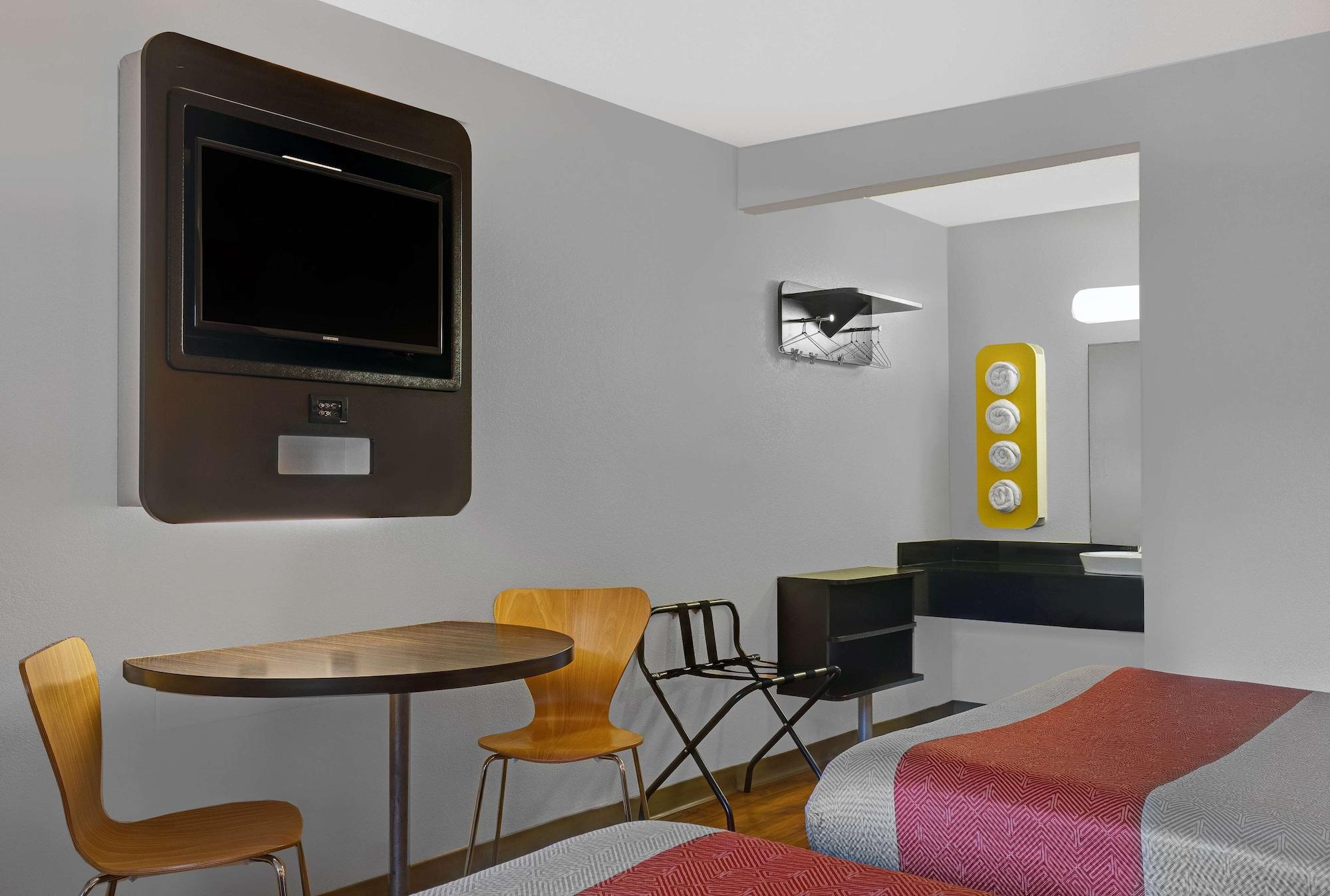 Motel 6-Marina, Ca - Monterey Exteriör bild