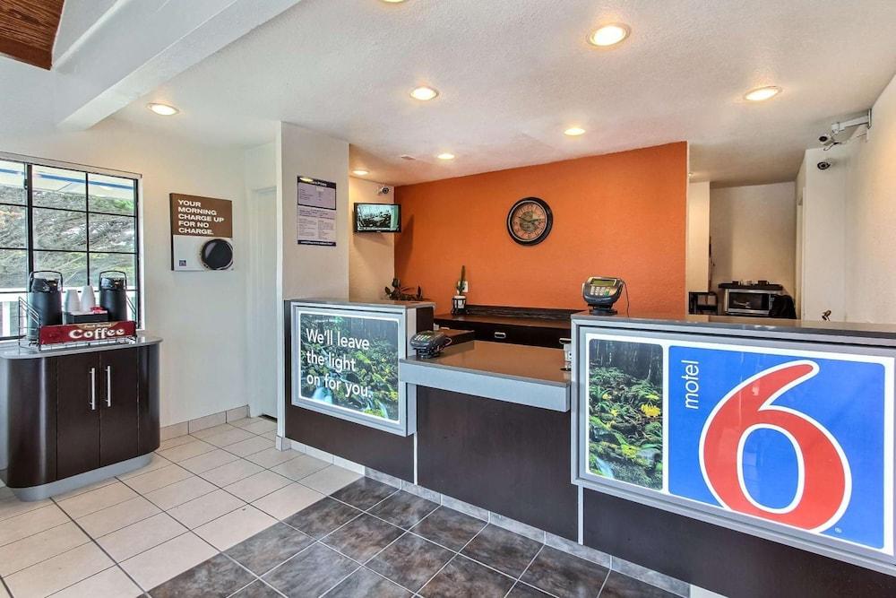 Motel 6-Marina, Ca - Monterey Exteriör bild